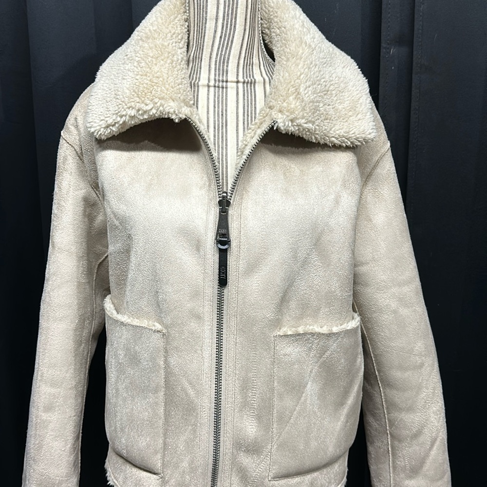 Versatile Dkny Reversible Suede Jacket Size M - T… - image 1